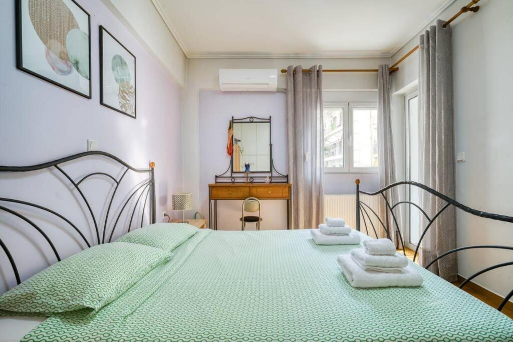 Spacious Family Flat Near Parthenon Free Parking Athen Eksteriør billede