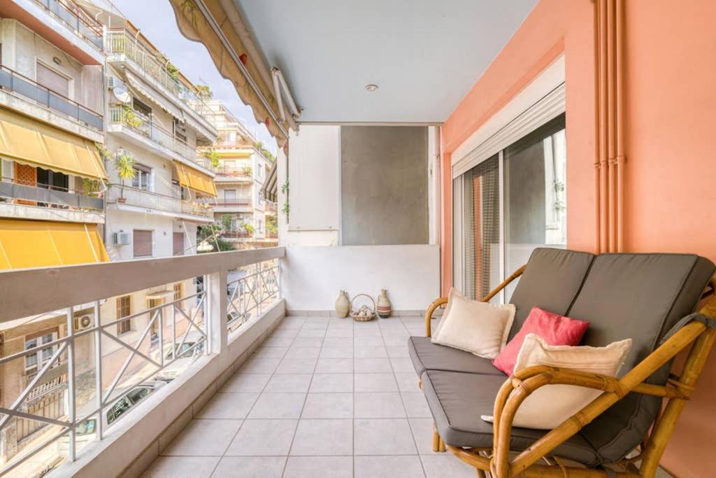 Spacious Family Flat Near Parthenon Free Parking Athen Eksteriør billede