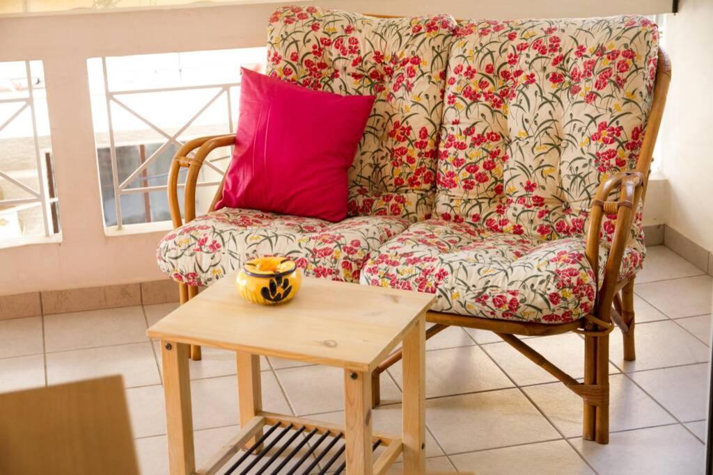 Spacious Family Flat Near Parthenon Free Parking Athen Eksteriør billede