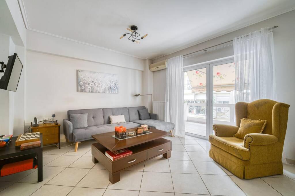 Spacious Family Flat Near Parthenon Free Parking Athen Eksteriør billede
