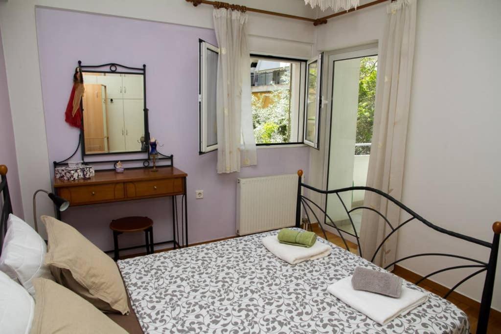 Spacious Family Flat Near Parthenon Free Parking Athen Eksteriør billede