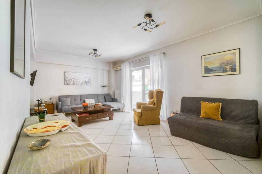 Spacious Family Flat Near Parthenon Free Parking Athen Eksteriør billede