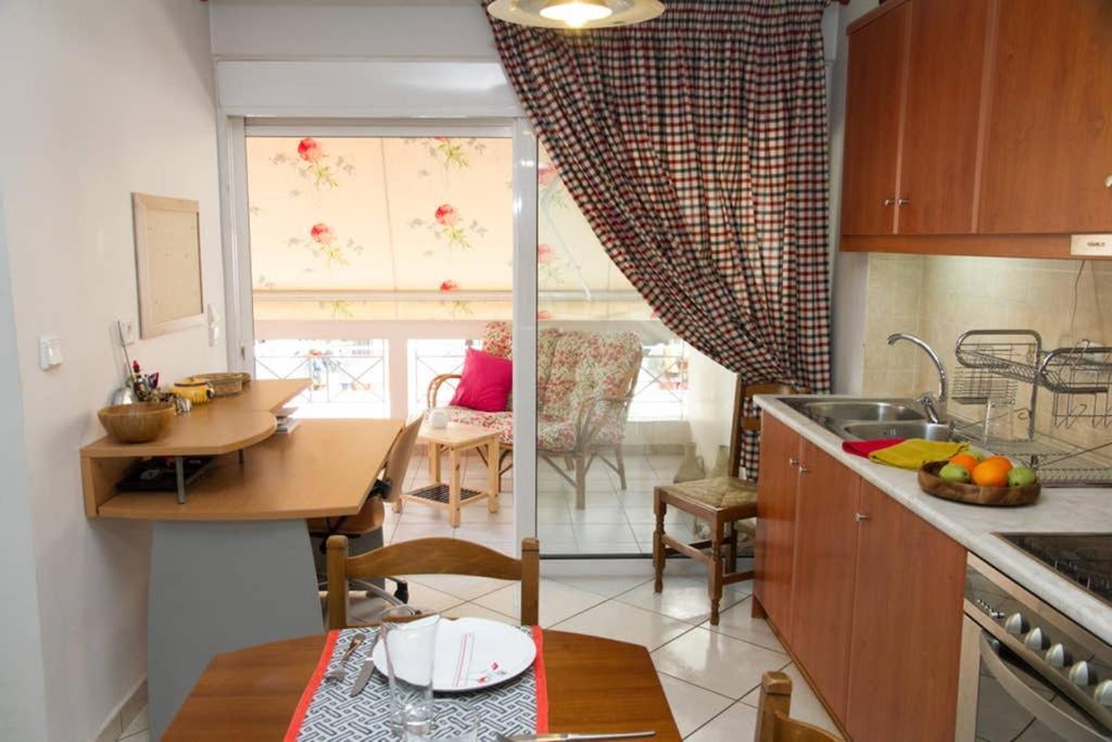 Spacious Family Flat Near Parthenon Free Parking Athen Eksteriør billede