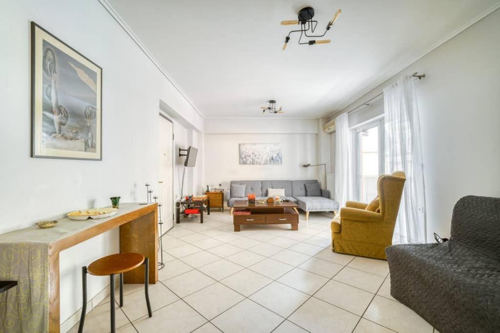 Spacious Family Flat Near Parthenon Free Parking Athen Eksteriør billede